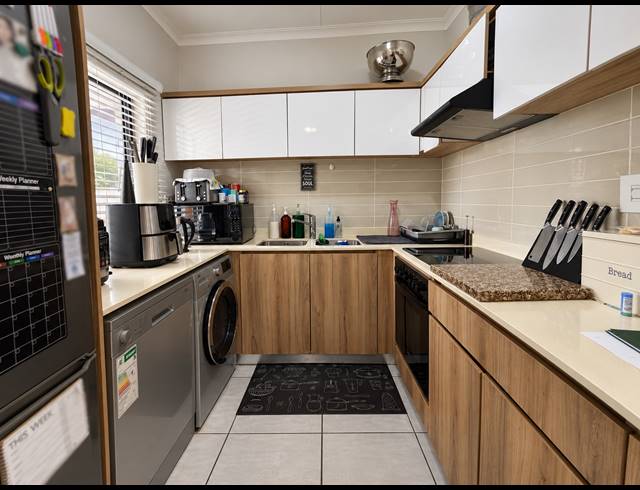 3 BEDROOM APARTMENT FOR SALE IN BALLITO CENTRAL